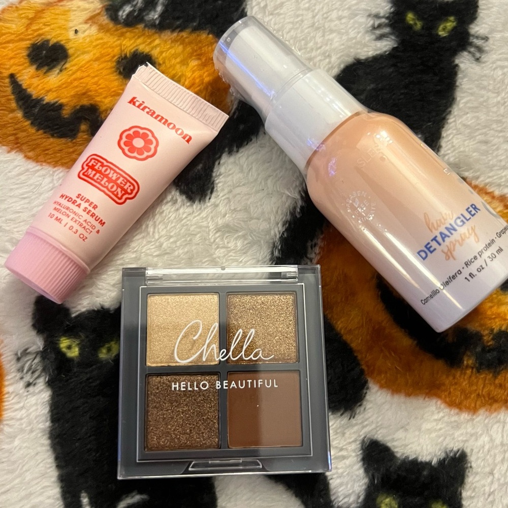 Clean Beauty Sample bundle – eyeshadow, detangler spray, face serum